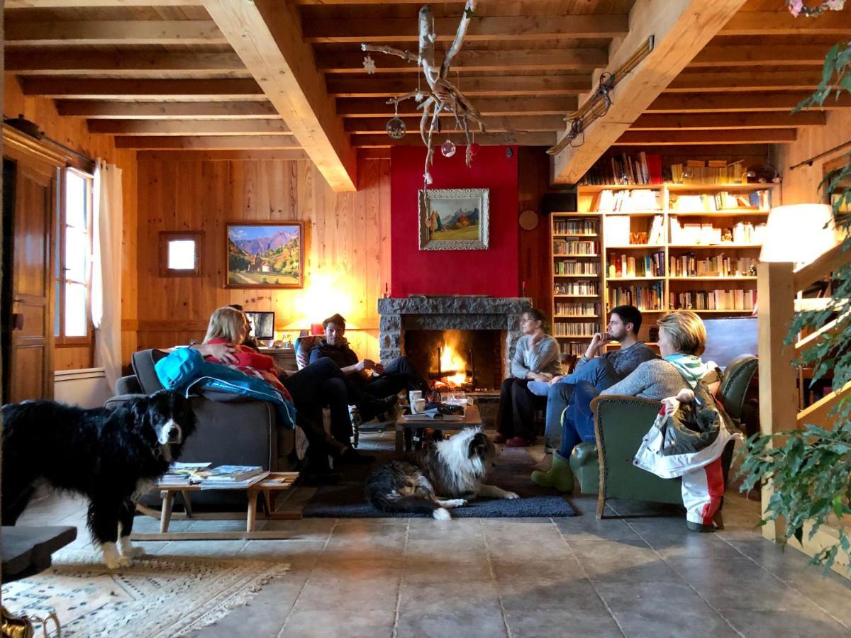 La Grande Ourse Bed & Breakfast Кампан Екстериор снимка