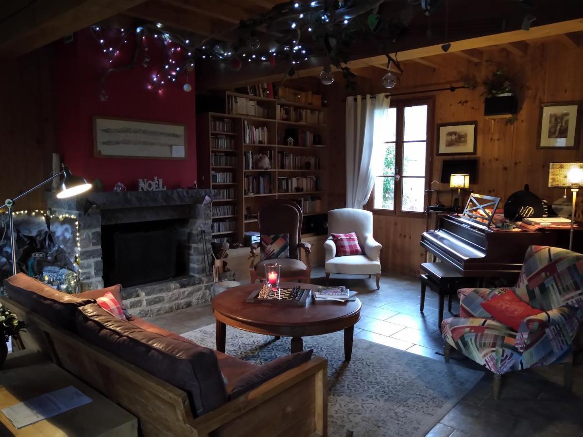 La Grande Ourse Bed & Breakfast Кампан Екстериор снимка